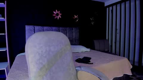 Iris Fyre  online show from April 2026 12:26:01 PM