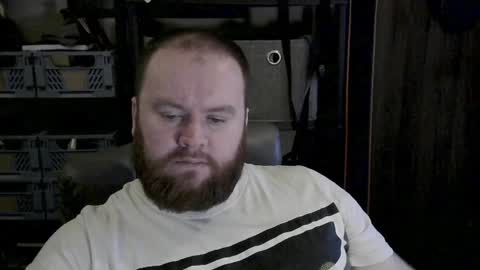 twitter theirishman205 online show from December 2024 04:08:02 PM