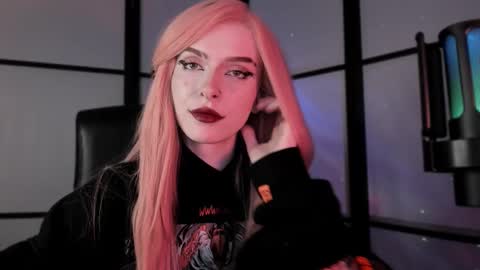 Miss Iris Fansly Miss Iris new inst.  online show from February 2025 12:17:02 PM