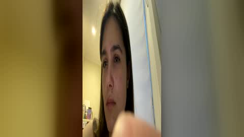 irisss31 online show from May 2026 05:40:01 PM