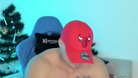 Iron online show from December 2025 10:50:01 PM