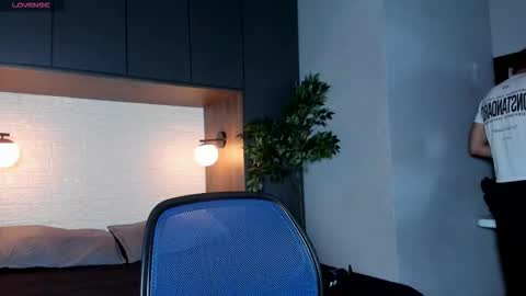 Iron Tous online show from March 2026 09:06:01 PM