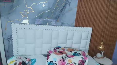 Sandy  online show from February 2025 12:25:02 PM