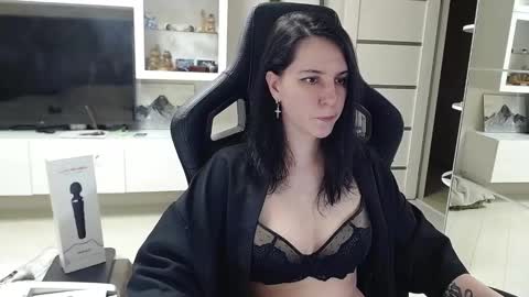 Irwi Tomboy online show from January 2025 09:19:01 AM