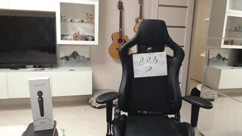 Irwi Tomboy online show from January 2025 02:25:01 PM