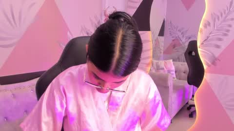    online show from March 2025 01:35:02 PM