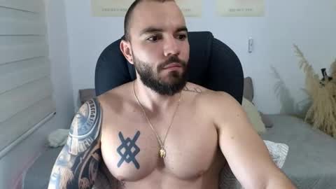 Isaac carter online show from November 2025 11:13:01 AM