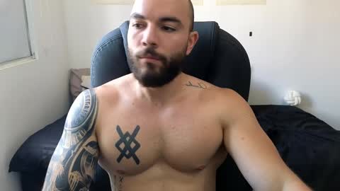 Snapshot of isaac_carter chatting on April 2026 02:26:01 PM Isaac carter online show from April 2026 02:26:01 PM