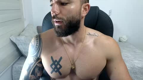 Snapshot of isaac_carter chatting on April 2026 10:38:02 AM Isaac carter online show from April 2026 10:38:02 AM
