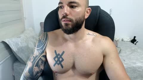 Snapshot of isaac_carter chatting on April 2026 10:38:02 AM Isaac carter online show from April 2026 10:38:02 AM
