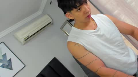 isaac_cryston online show from February 2025 03:08:02 PM