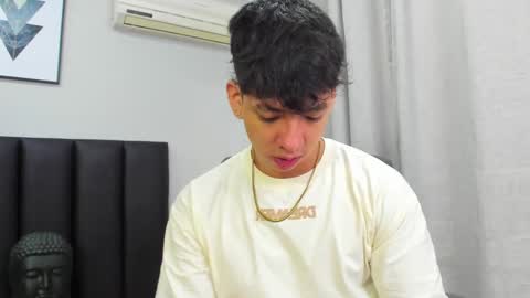 isaac_cryston online show from February 2025 01:01:01 PM