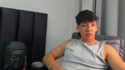 isaac_cryston online show from February 2025 10:25:02 PM