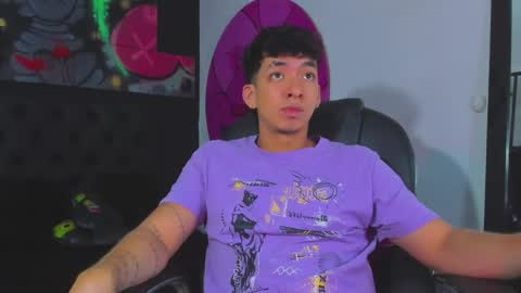 isaac_cryston online show from September 2025 08:13:01 PM