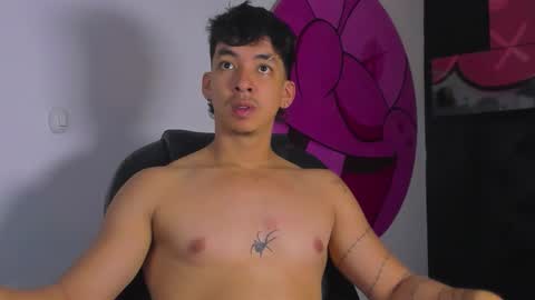 isaac_cryston online show from October 2025 07:51:01 PM