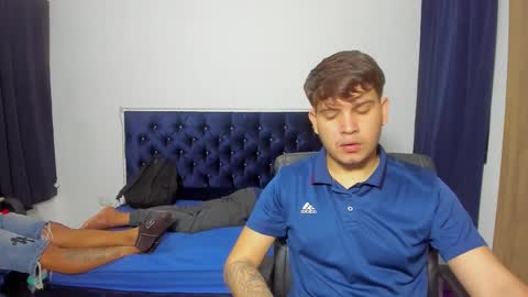 isaac_master77 online show from October 2025 03:20:02 AM