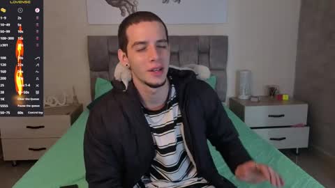 Snapshot of isaacblaze_ chatting on June 2026 03:52:02 AM isaacblaze online show from June 2026 03:52:02 AM