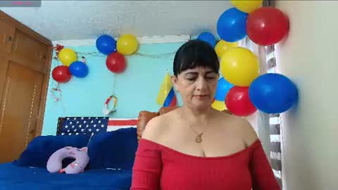 Snapshot of isabeel_sofia01 chatting on June 2026 11:57:01 AM Isabeel Sofia online show from June 2026 11:57:01 AM