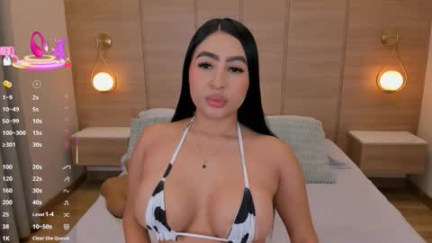 Isa online show from November 2025 03:17:01 AM