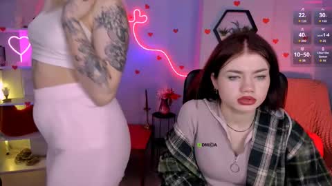 Snapshot of isabel_wave chatting on February 2026 10:25:02 PM isabel online show from February 2026 10:25:02 PM