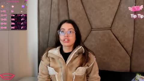 Snapshot of isabela_colins chatting on September 2025 12:32:01 PM isabela Collins online show from September 2025 12:32:01 PM