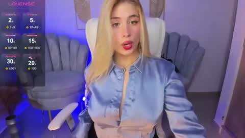 isabela romano online show from June 2026 07:29:01 PM