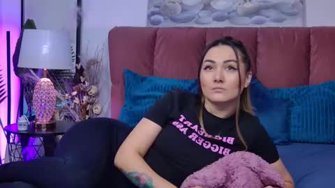 Isa online show from February 2025 07:13:01 AM