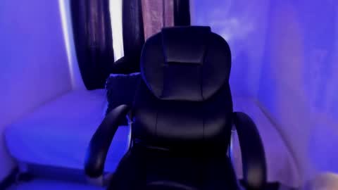 Snapshot of isabelitha chatting on November 2025 04:06:01 PM isabella online show from November 2025 04:06:01 PM