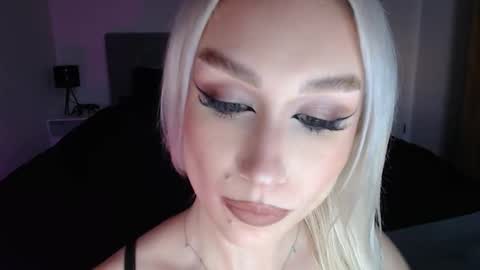 Snapshot of isabella_babyyy chatting on May 2026 06:09:01 PM Isabella Baby online show from May 2026 06:09:01 PM