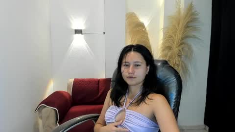 Isabella online show from May 2026 07:47:01 AM