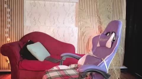 Snapshot of isabella_lt chatting on July 2026 11:29:02 AM online show from July 2026 11:29:02 AM