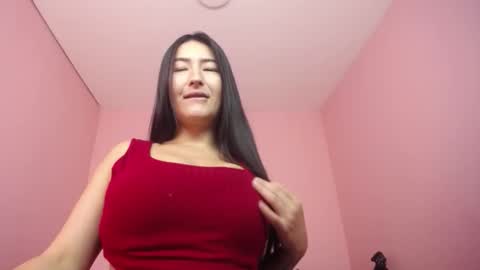 Snapshot of isabella_mendez_1 chatting on November 2025 01:45:01 PM Isa online show from November 2025 01:45:01 PM