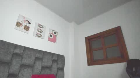 Snapshot of isabella_moon9 chatting on June 2026 11:16:01 AM Isabella Moon9 online show from June 2026 11:16:01 AM