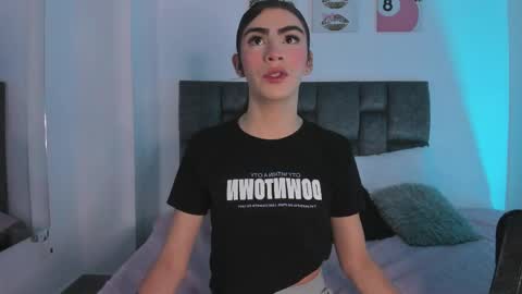 Snapshot of isabella_moon9 chatting on June 2026 11:38:02 AM Isabella Moon9 online show from June 2026 11:38:02 AM