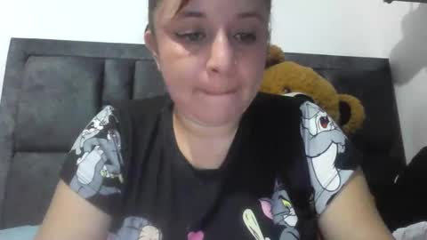 Snapshot of isabellaa_hills_ chatting on June 2026 05:59:01 PM isabellaa_hills_ online show from June 2026 05:59:01 PM