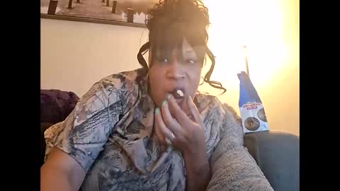 Isabella online show from October 2025 03:29:01 AM