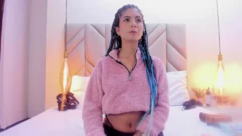 isabellafoox online show from May 2026 01:19:01 PM