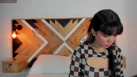 Snapshot of isabellamarinny chatting on September 2025 12:38:02 PM Isabella online show from September 2025 12:38:02 PM
