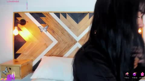 Snapshot of isabellamarinny chatting on September 2025 12:29:02 PM Isabella online show from September 2025 12:29:02 PM