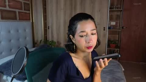 Snapshot of isabellapaz90 chatting on April 2026 12:22:01 PM Isabela Paz online show from April 2026 12:22:01 PM
