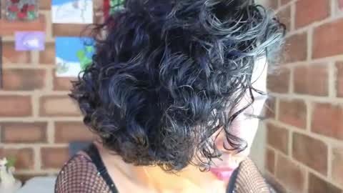 Snapshot of isabellapaz90 chatting on May 2026 01:06:01 PM Isabela Paz online show from May 2026 01:06:01 PM