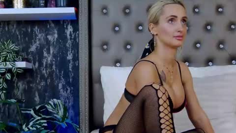 IsabelleEthan online show from February 2025 09:20:02 AM