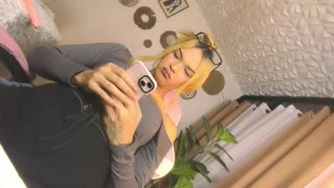 isabelliza princess online show from March 2026 08:25:01 PM