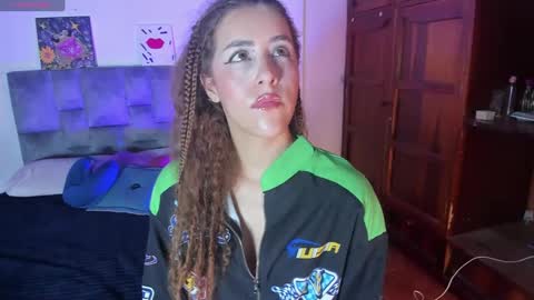 Isabela  online show from September 2025 06:13:01 AM