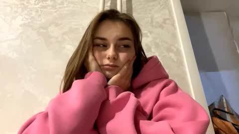 Issa online show from November 2025 05:07:01 AM