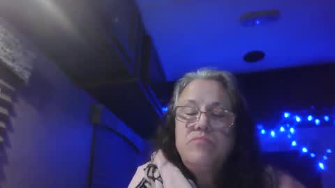 Iseestarz420 online show from December 2024 02:28:02 AM