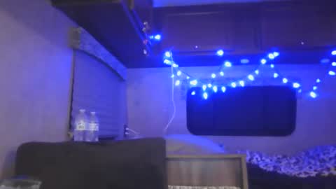 Iseestarz420 online show from December 2024 01:10:02 AM