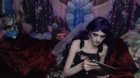 Snapshot of iselestias chatting on October 2025 09:38:02 PM Sele online show from October 2025 09:38:02 PM