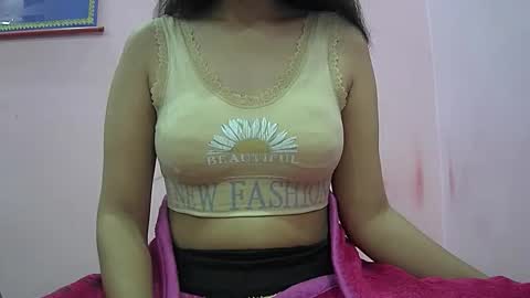 Snapshot of ishika_singh_ chatting on December 2025 02:06:01 AM ishika_singh_ online show from December 2025 02:06:01 AM