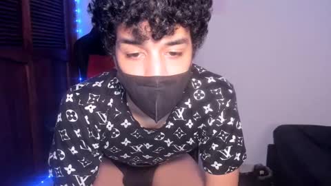 Isidro online show from March 2025 07:03:01 AM